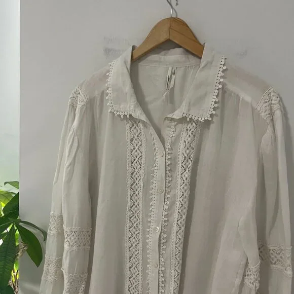 By Anthropologie Cream White Eyelet Cutout Button Up Top Size XL - Picture 4 of 7
